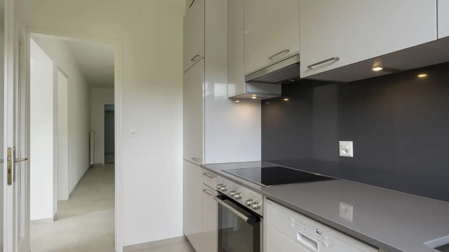 Appartamento in affitto - Piazza Di Ton 2, 6807 Taverne - Foto 4
