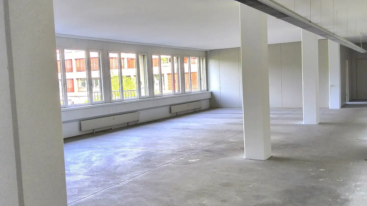 Immeuble industriel à louer - Industriestrasse 37, 3178 Bösingen - Photo 2