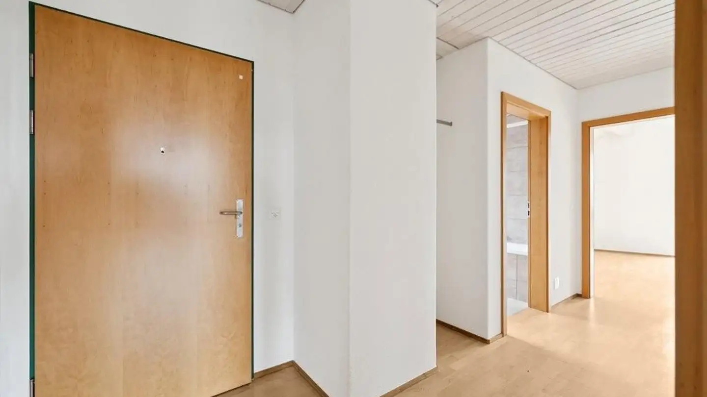 Attic flat for rent - Brachmattstrasse 4a, 4144 Arlesheim - Photo 2