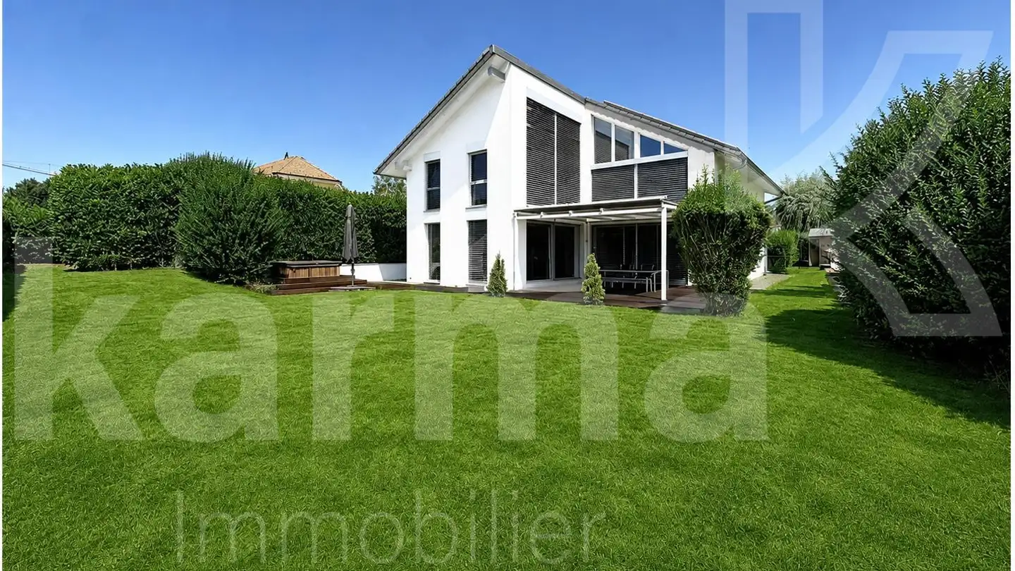 Single house for sale - 1080 Les Cullayes