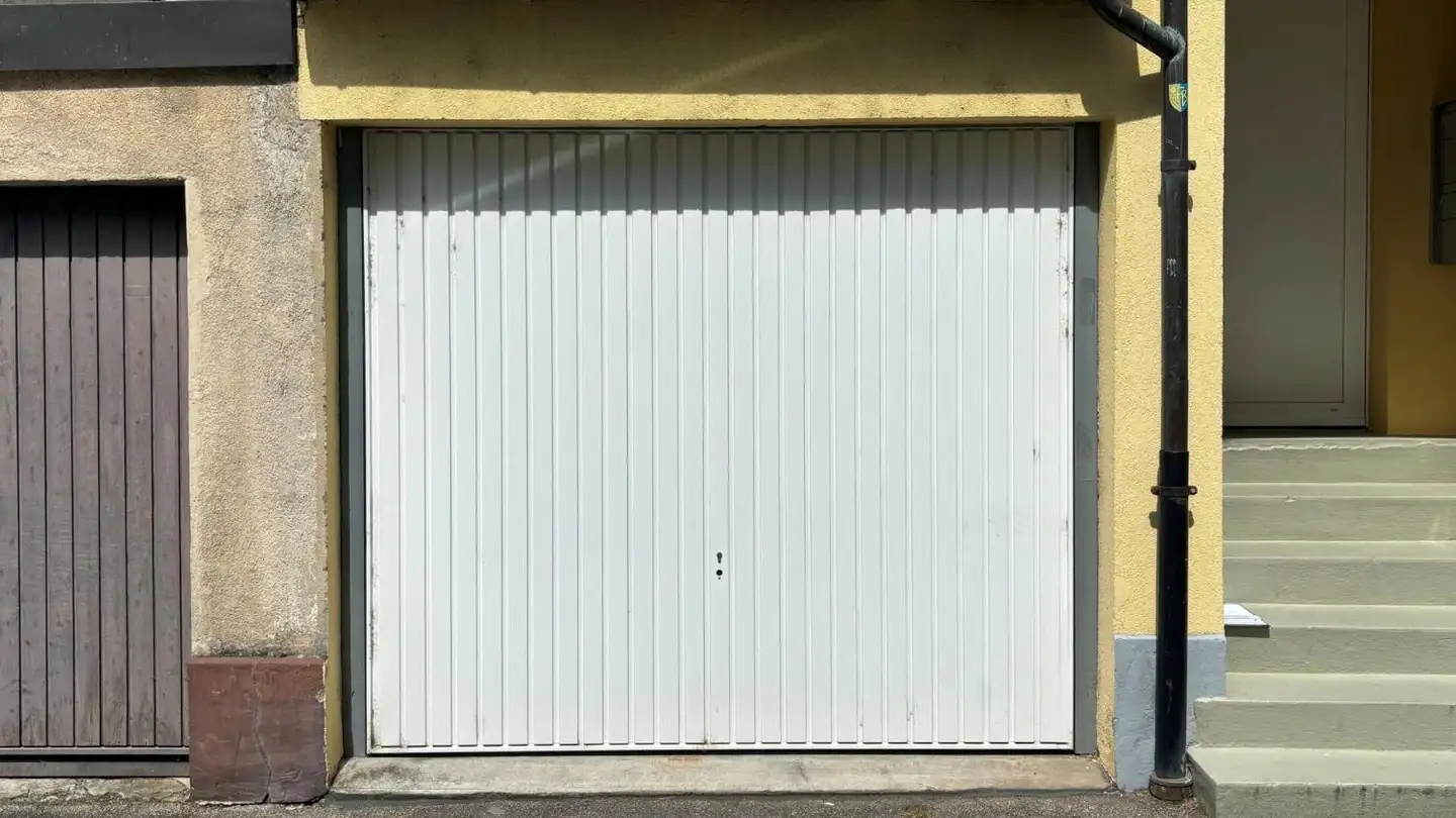 Garage individuel à louer - Dorenbachstrasse 11, 4102 Binningen