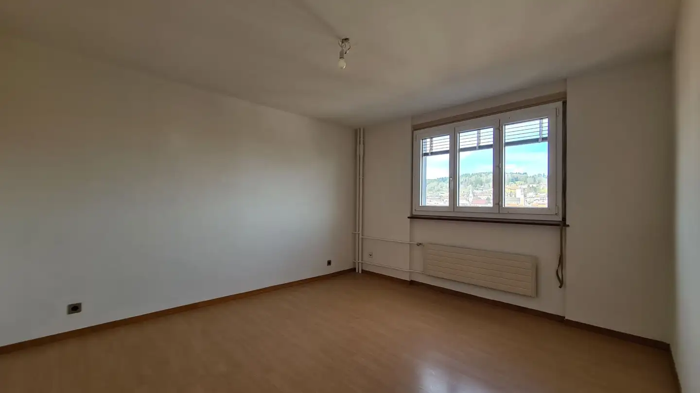 Appartement à louer - Rue Du Crêt, 2300 La Chaux-de-Fonds - Photo 2
