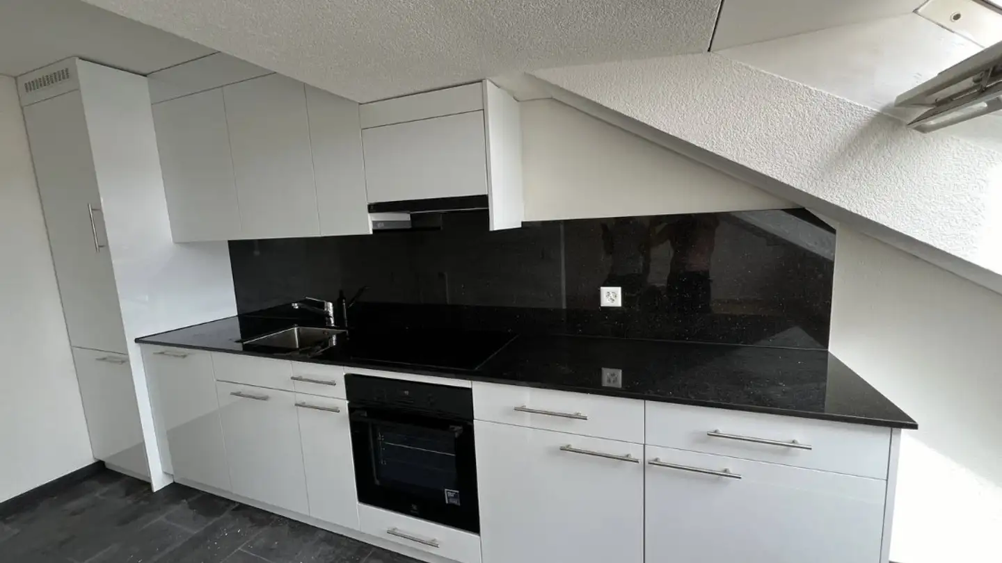 Furnished apartment for rent - Badenerstrasse 338, 8004 Zürich - Photo 2
