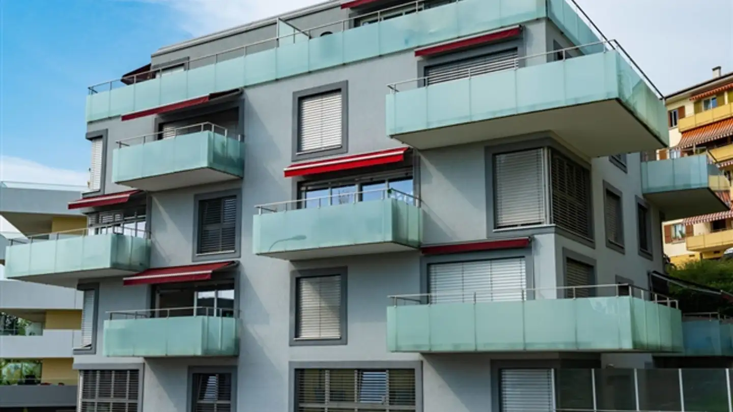 Place de parking extérieure à louer - Chemin De Maillefer 14, 1018 Lausanne