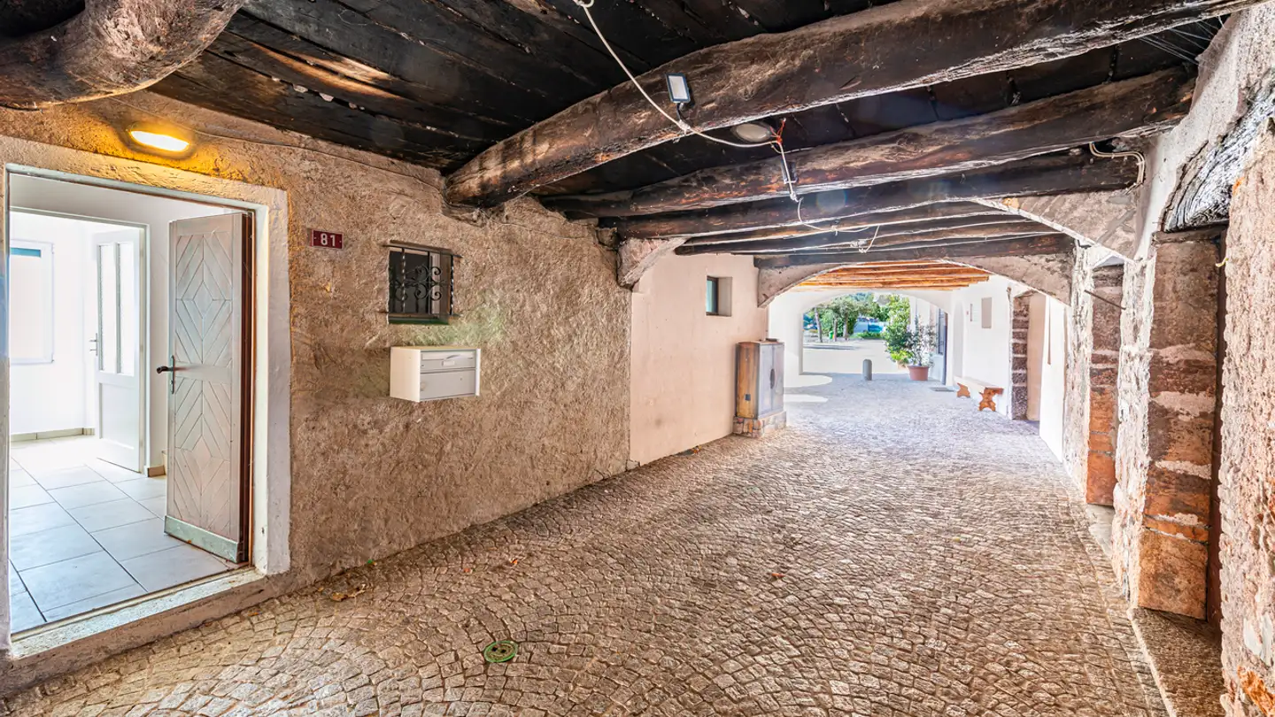 Höhlenhaus kaufen - Via Giovan Pietro Poma, 6827 Brusino Arsizio - Foto 4