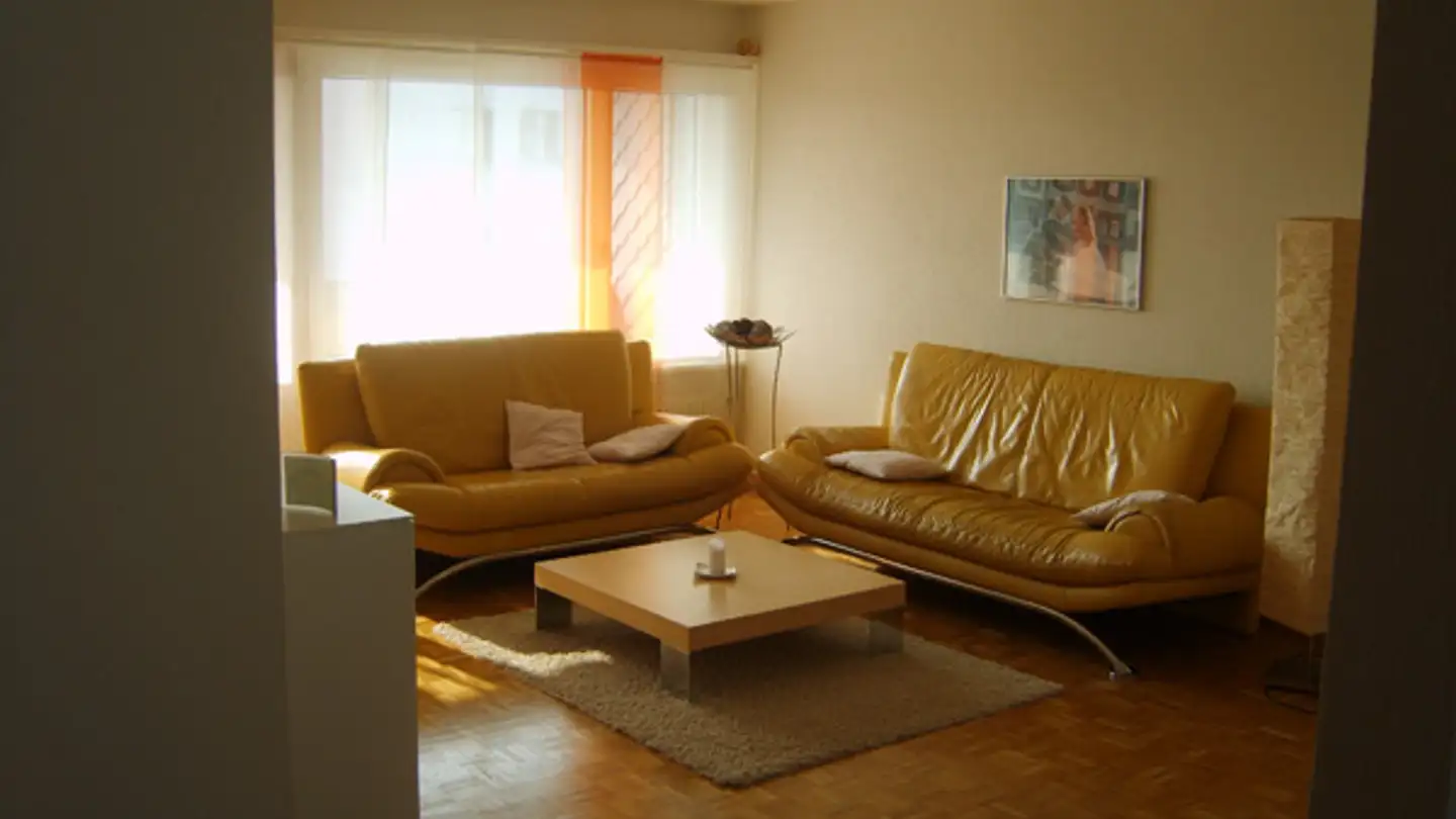 Wohnung mieten - Heusserstrasse 13, 8634 Hombrechtikon - Foto 2