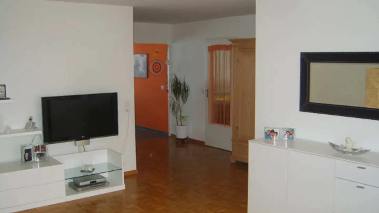 Wohnung mieten - Heusserstrasse 13, 8634 Hombrechtikon - Foto 3
