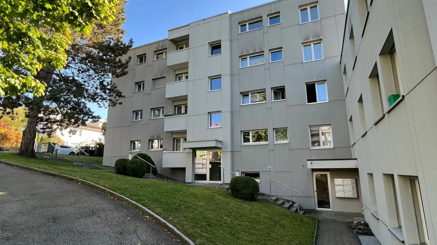 Edificio residenziale in vendita - Im Wiesengrund 20, 8907 Wettswil