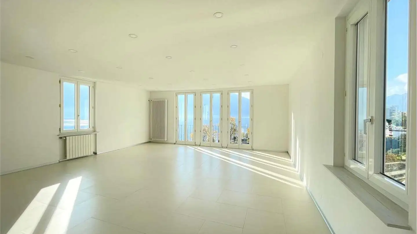 Residential building for sale - 6648 Minusio
