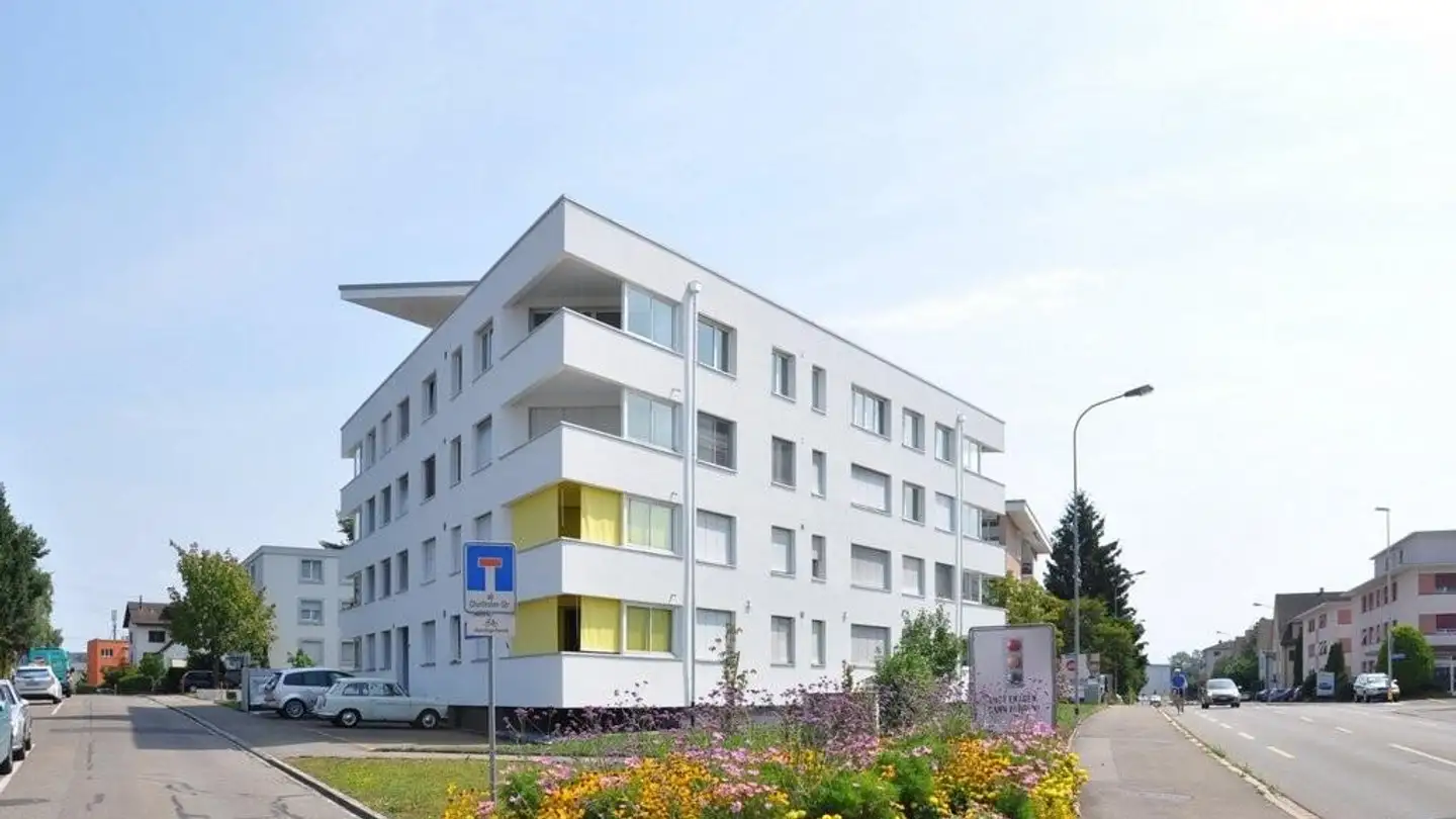 Place de parking extérieure à louer - Oskar Bider-Strasse 4, 8600 Dübendorf