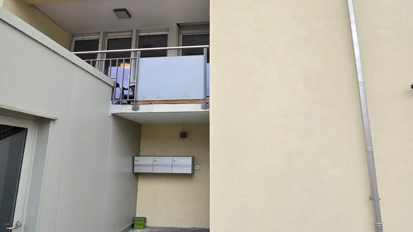 Bürofläche mieten - Walderstrasse 22, 8340 Hinwil - Foto 2