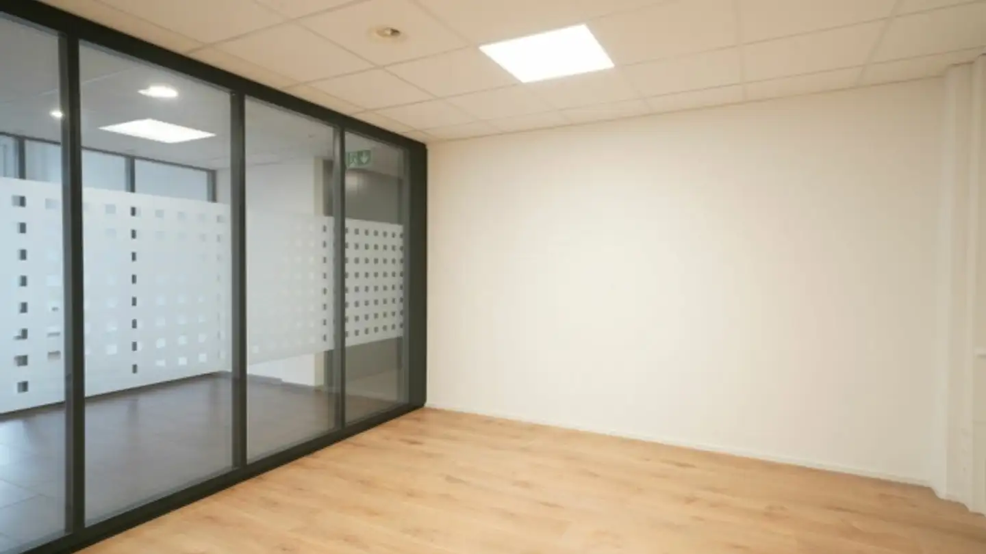 Bürofläche mieten - An Der Reuss 5, 6038 Gisikon