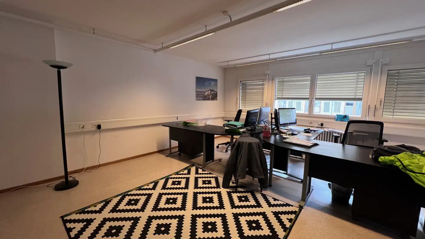 Office space for rent - Rue De La Treille 4, 2000 Neuchâtel - Photo 2