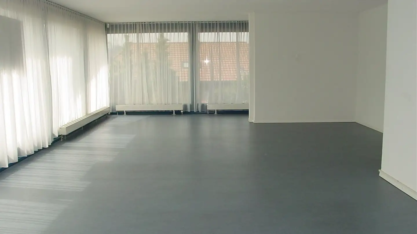 Bureau à louer - Hauptstrasse 21, 1713 St. Antoni