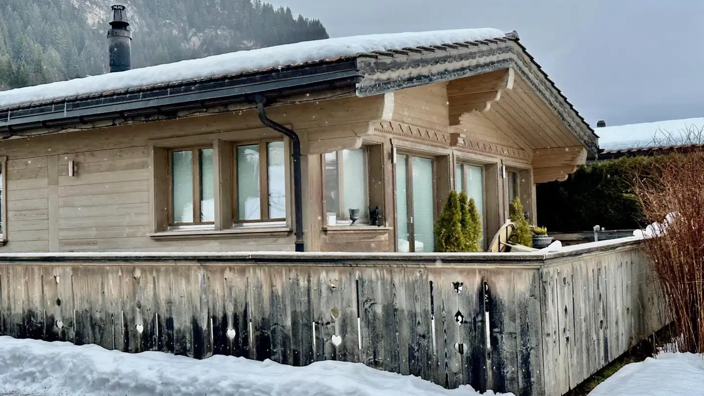 Chalet à vendre - Campingstrasse, 3785 Gsteig b. Gstaad