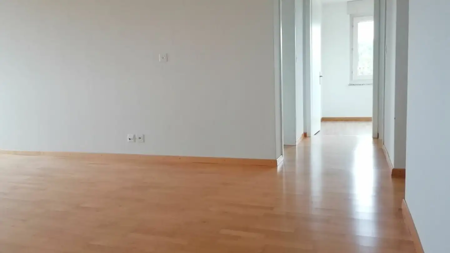 Wohnung mieten - Rheinfallstrasse 7, 8212 Neuhausen am Rheinfall - Foto 3