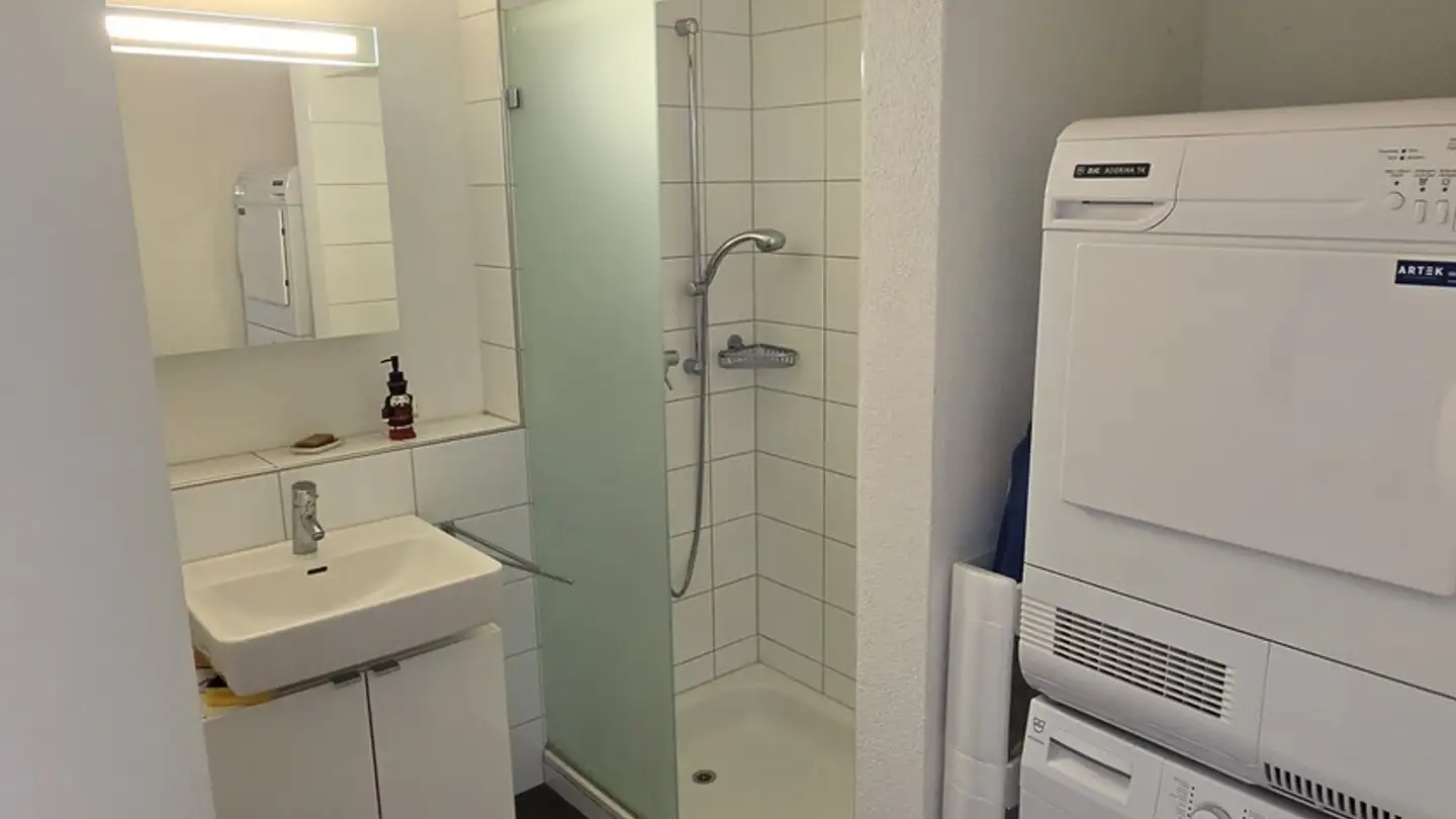 Zimmer mieten - Guyer-Zeller-Strasse 1, 8620 Wetzikon ZH - Foto 2