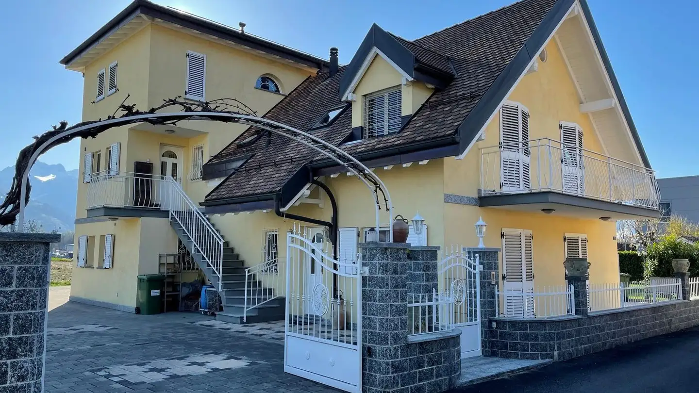 Maison en terrasse à louer - 1868 Collombey