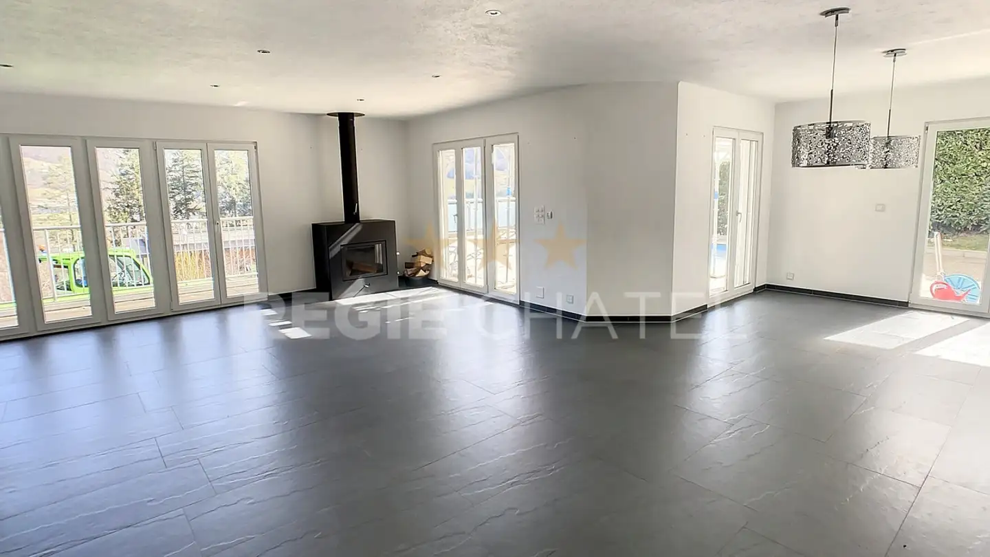 Villa à louer - Chemin De Champ Bochet, 1618 Châtel-St-Denis - Photo 3