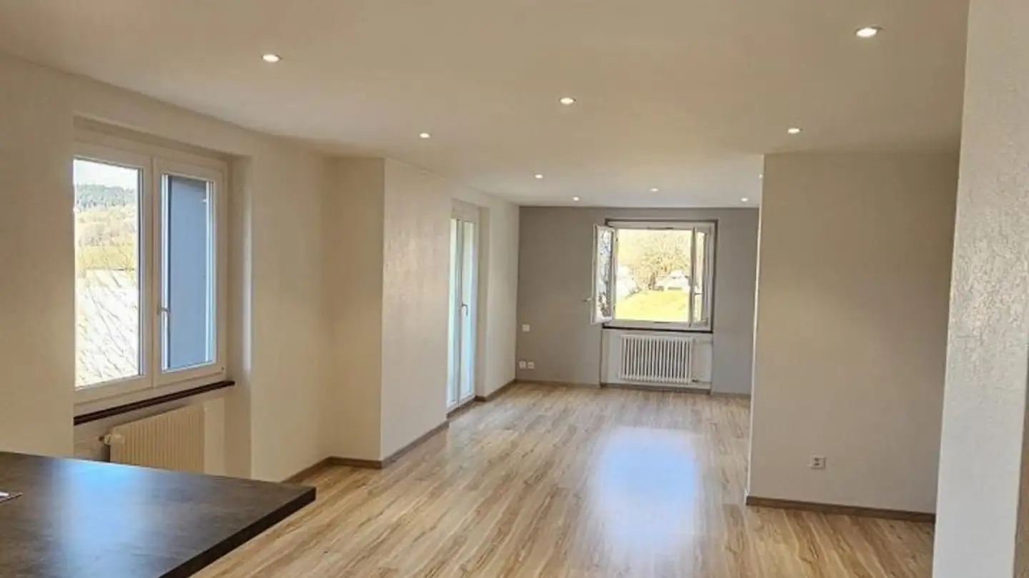 Apartment for rent - Grand-Rue 30, 2416 Les Brenets - Photo 2