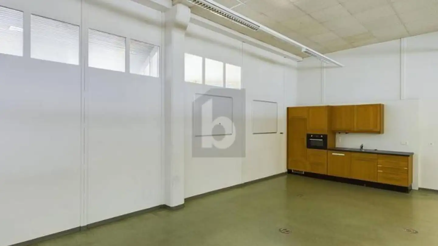 Office space for rent - 6460 Altdorf UR - Photo 3