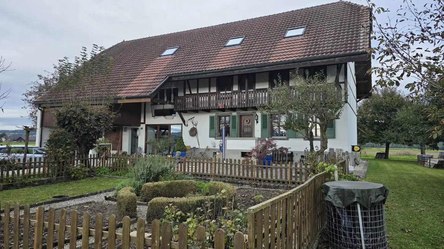 Farm for sale - 3252 Worben