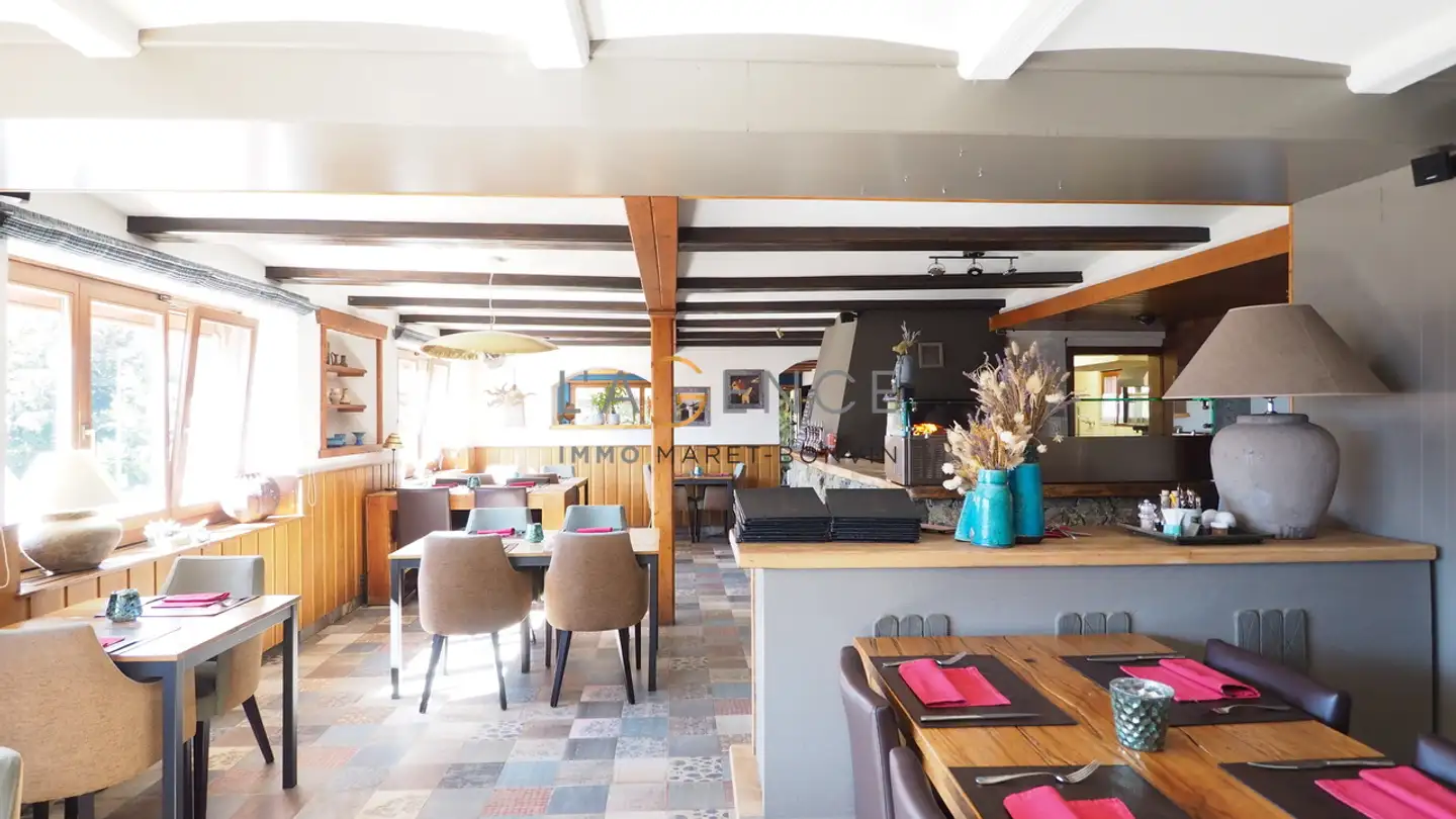 Immeuble mixte à vendre - 3974 Mollens VS