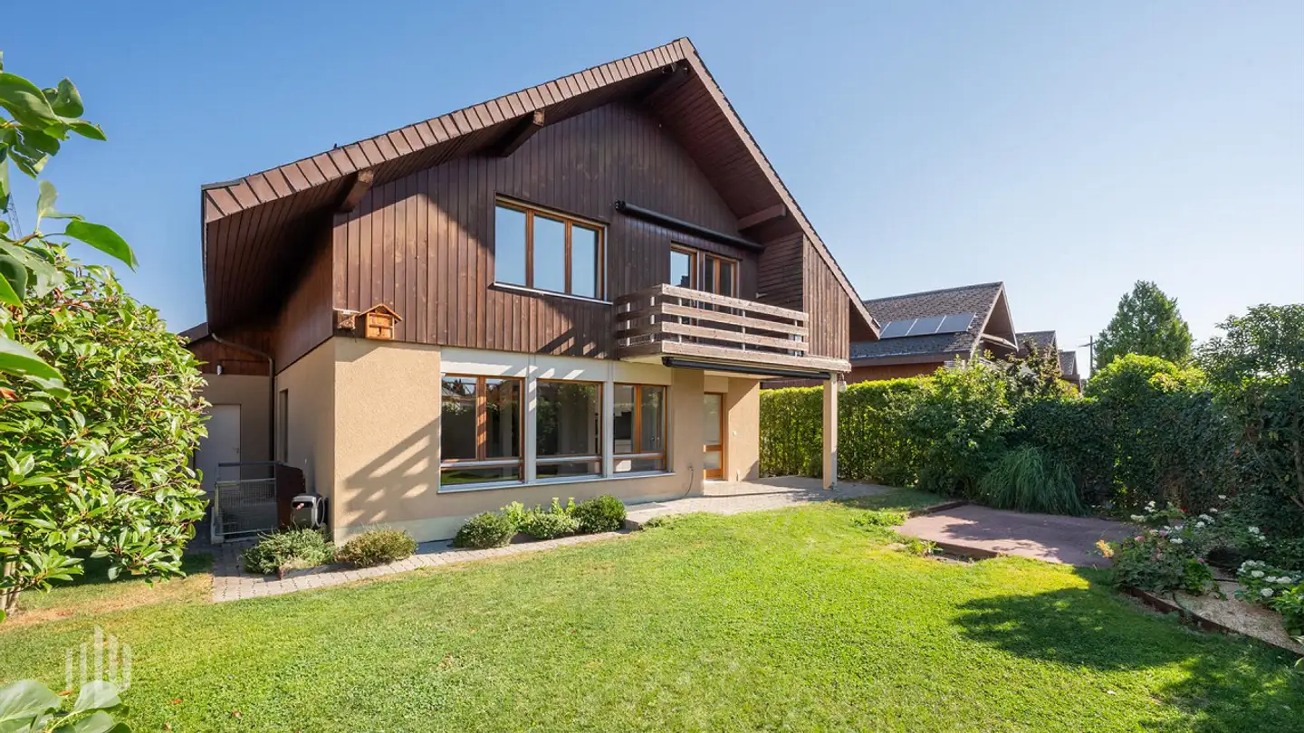 Casa singola in vendita - Feldweg 1, 3661 Uetendorf