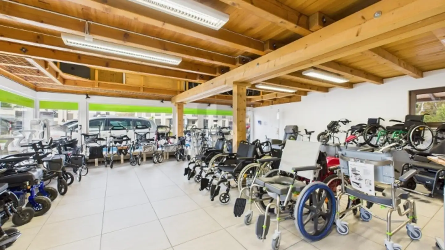 Shop for rent - 9422 Staad SG - Photo 2