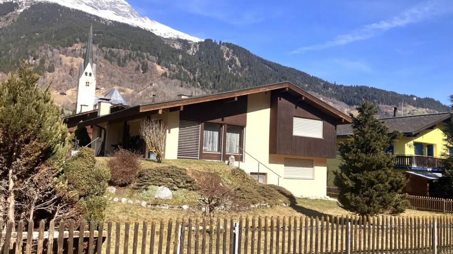 Single house for sale - Via Pustget 12, 7166 Trun