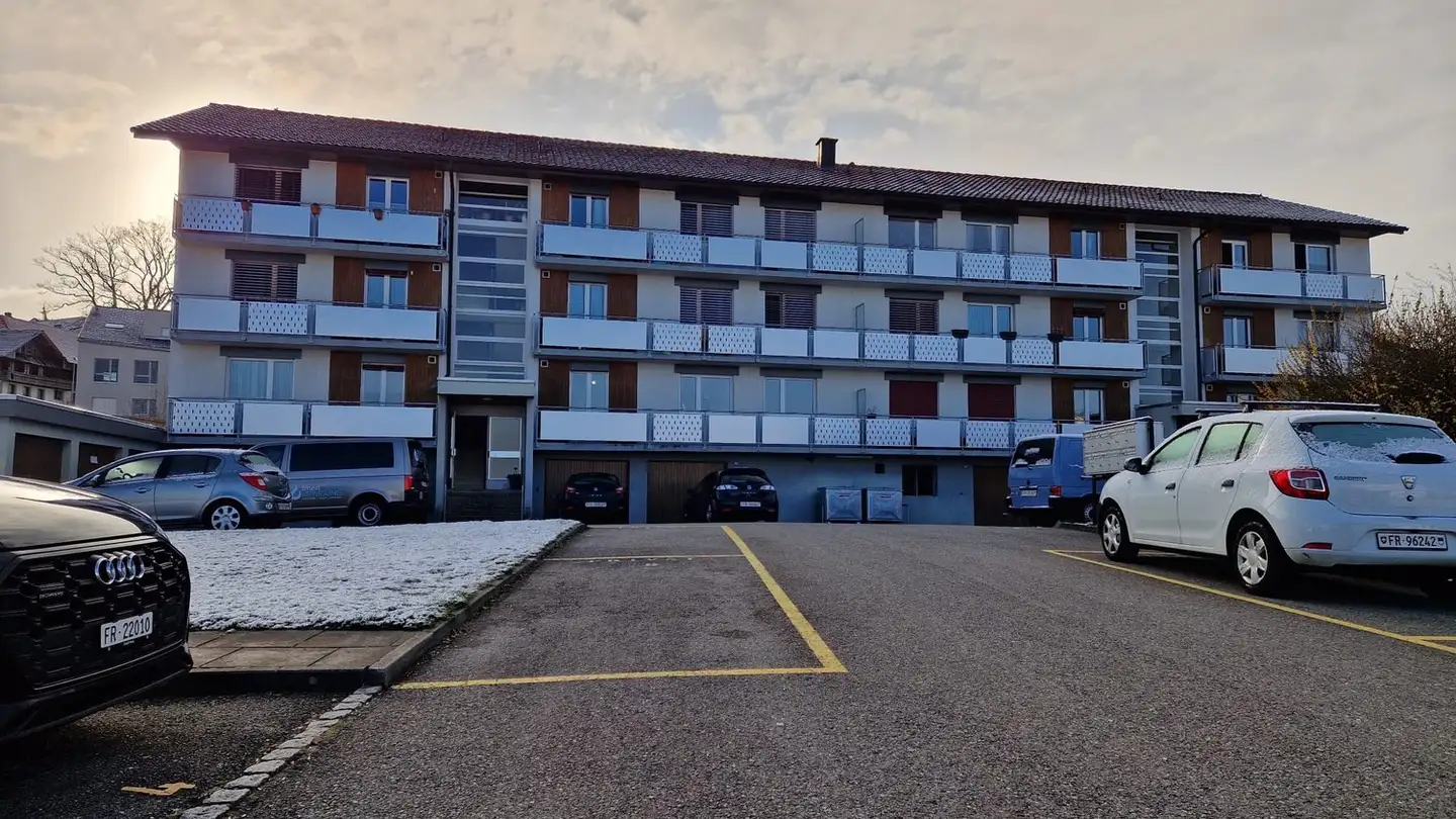 Wohnung mieten - Grottenweg 11, 1735 Giffers