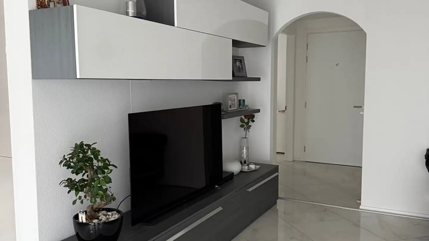 Appartamento in affitto - Int I Bairì 44, 6702 Claro - Photo 3