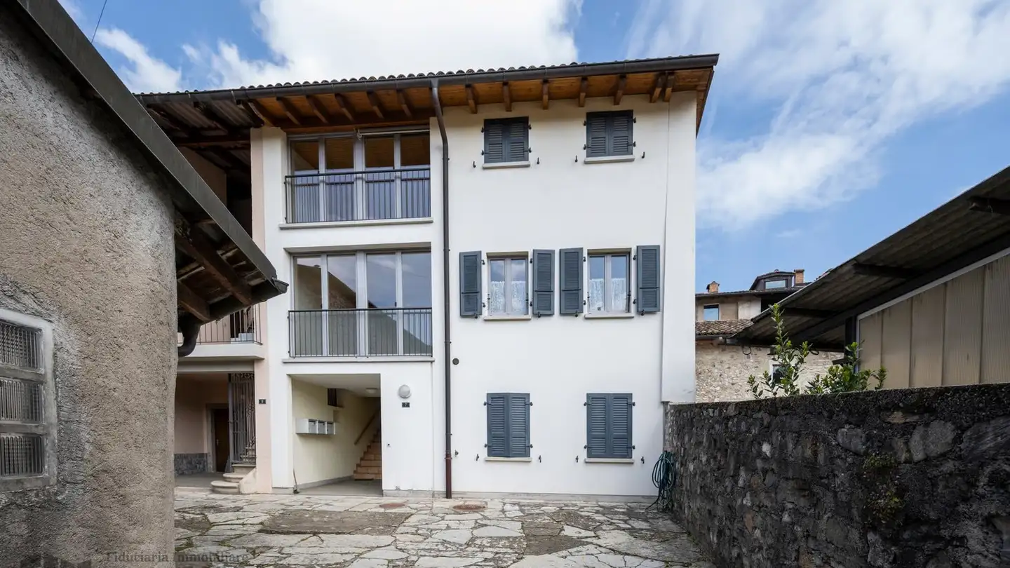 Appartement à louer - Via Ciòs 7, 6864 Arzo - Photo 4