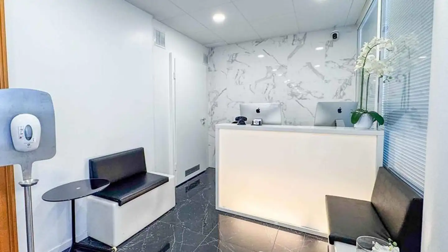 Bureau à louer - 1820 Montreux