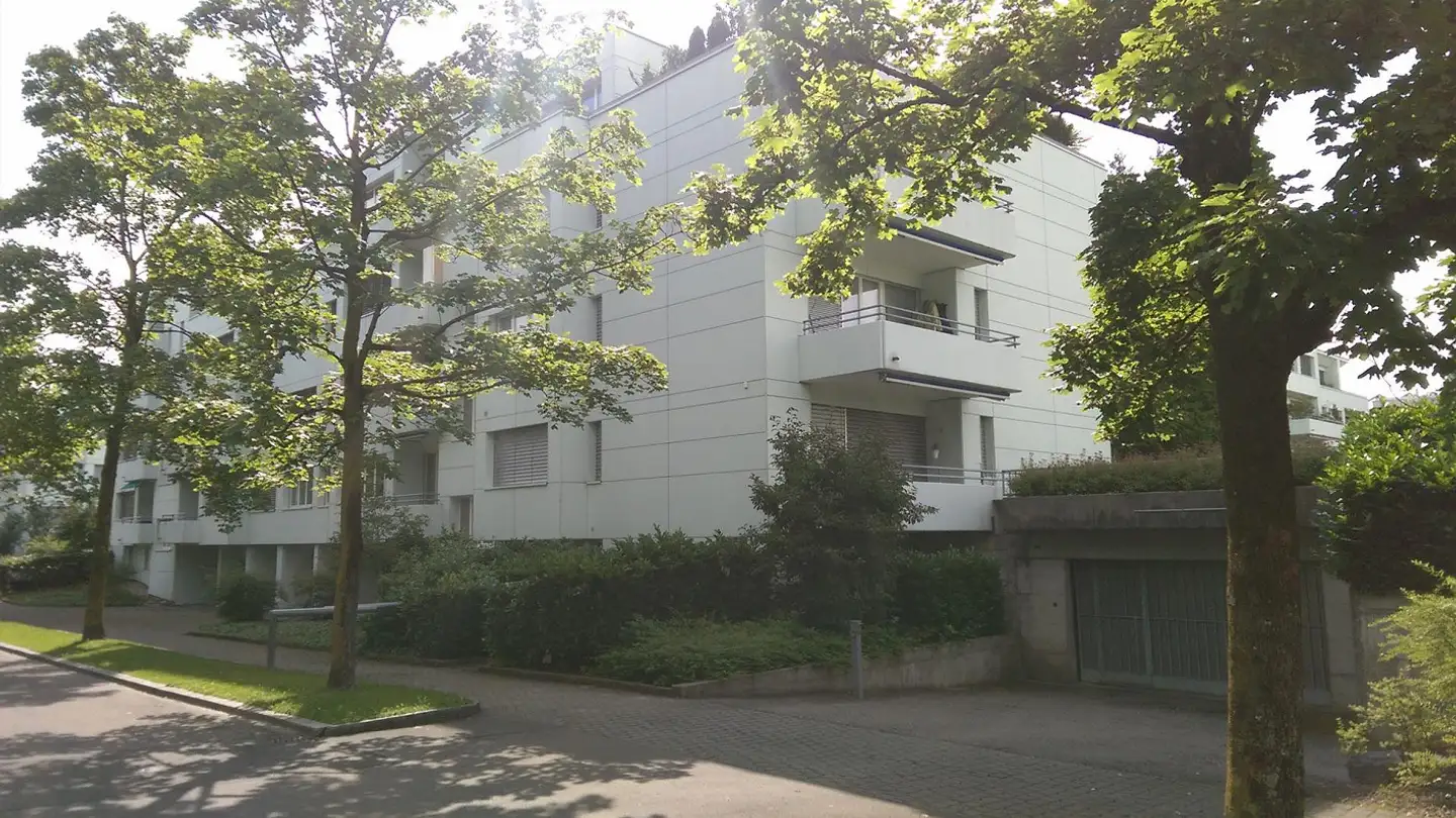 Underground parking space for rent - 6300 Zug