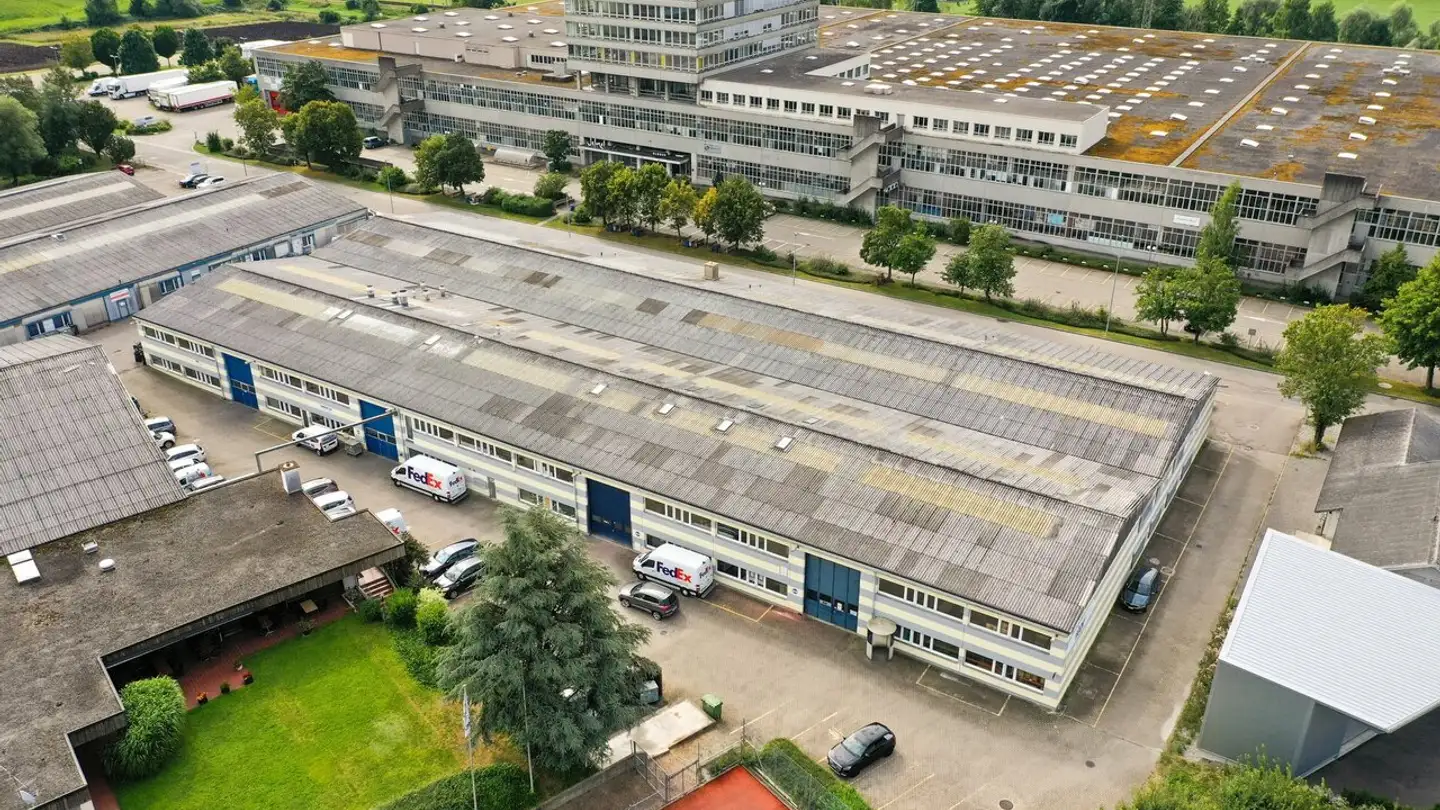 Commercial à louer - Lauetstrasse 3, 8112 Otelfingen