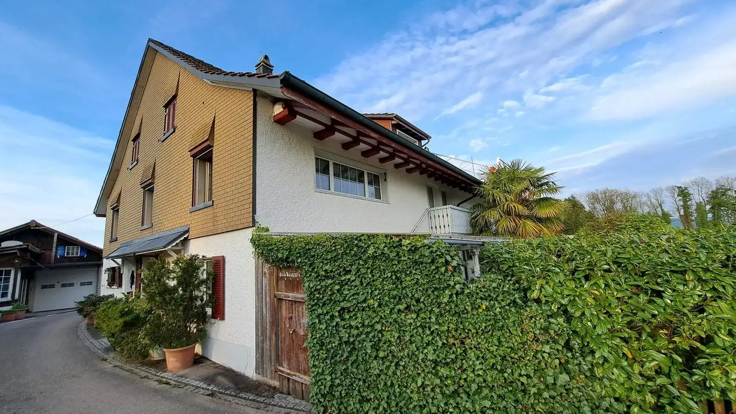 Casa bifamiliare in vendita - Feissistrasse 20, 8608 Bubikon