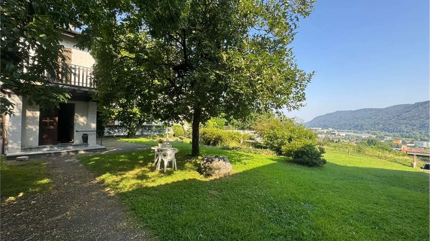 Villa for sale - Via Castel Di Sotto, 6883 Novazzano