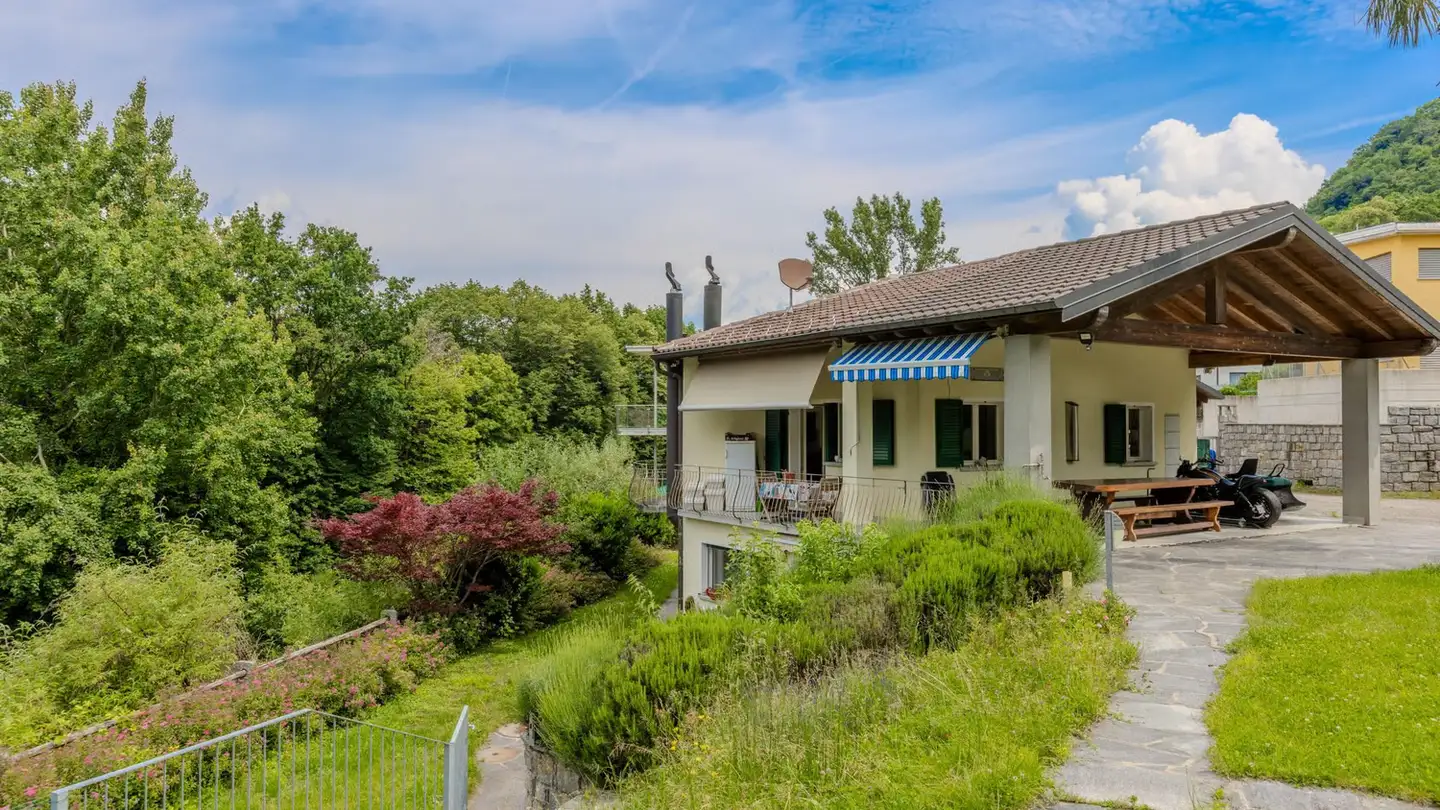 Single house for sale - 6913 Carabbia