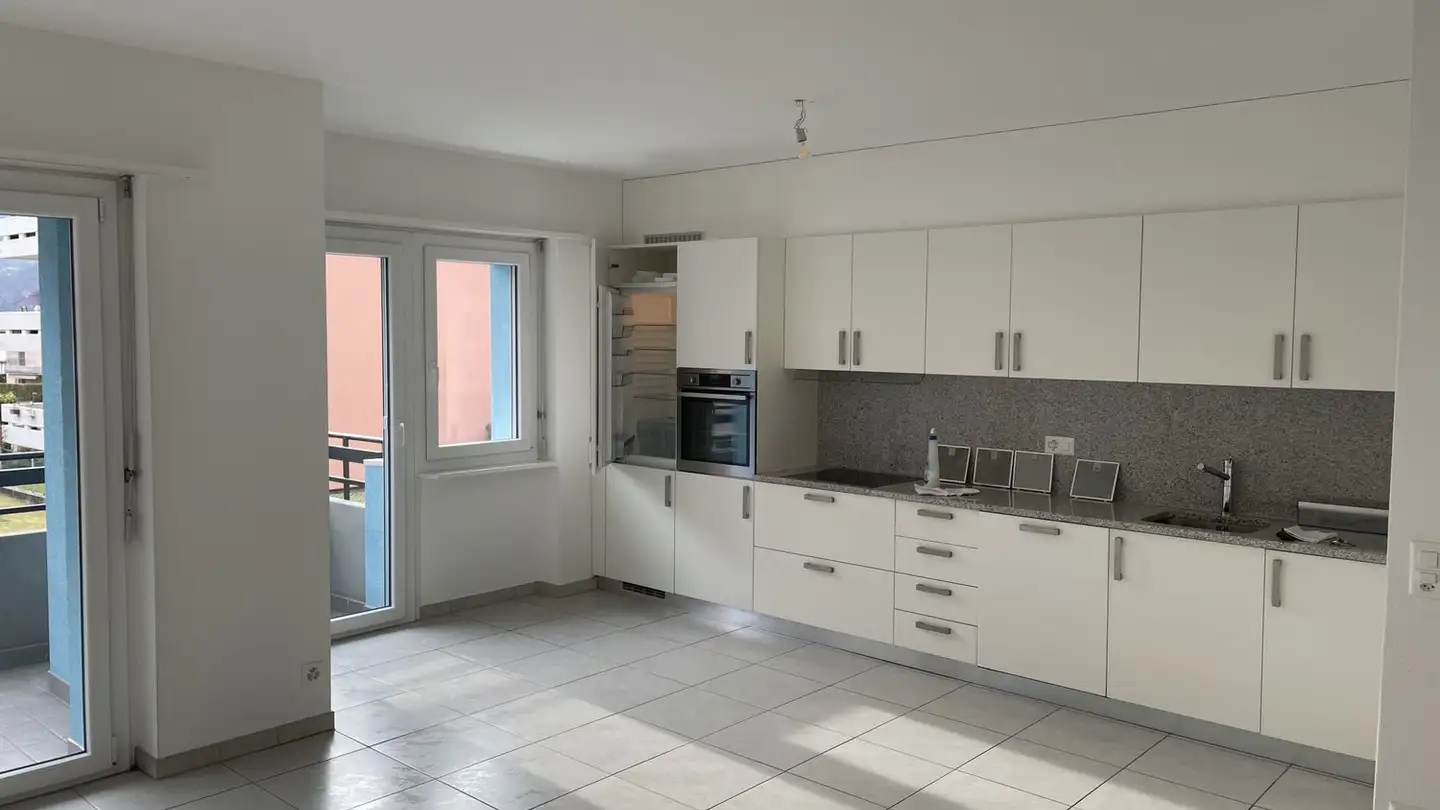 Apartment for rent - Vicolo Valscesa 5, 6517 Arbedo - Photo 3