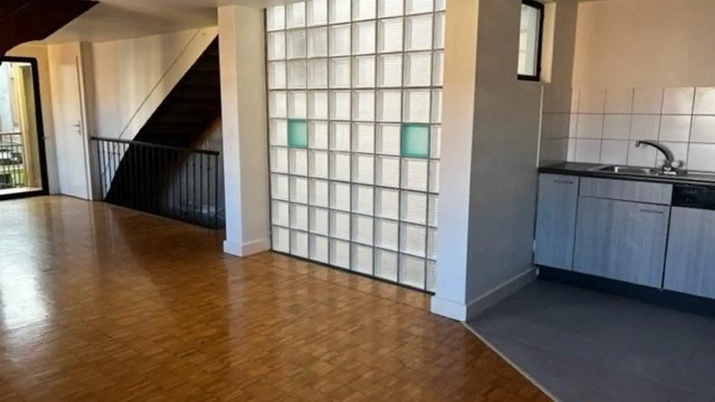 Appartamento in affitto - Rue Du Manège 19, 2300 La Chaux-de-Fonds - Foto 2