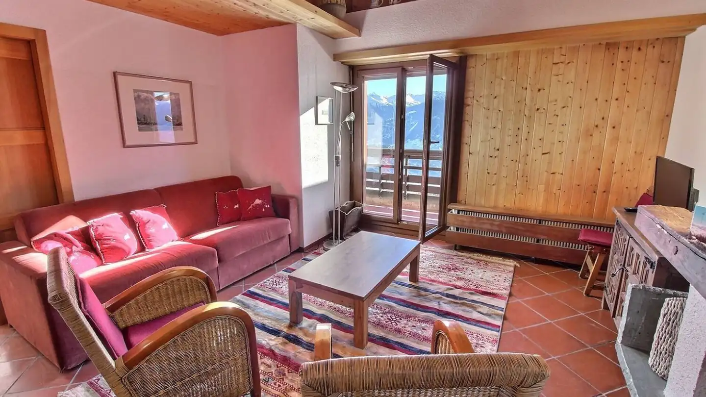 Apartment for rent - Marus 4, 7418 Tumegl/Tomils - Photo 2