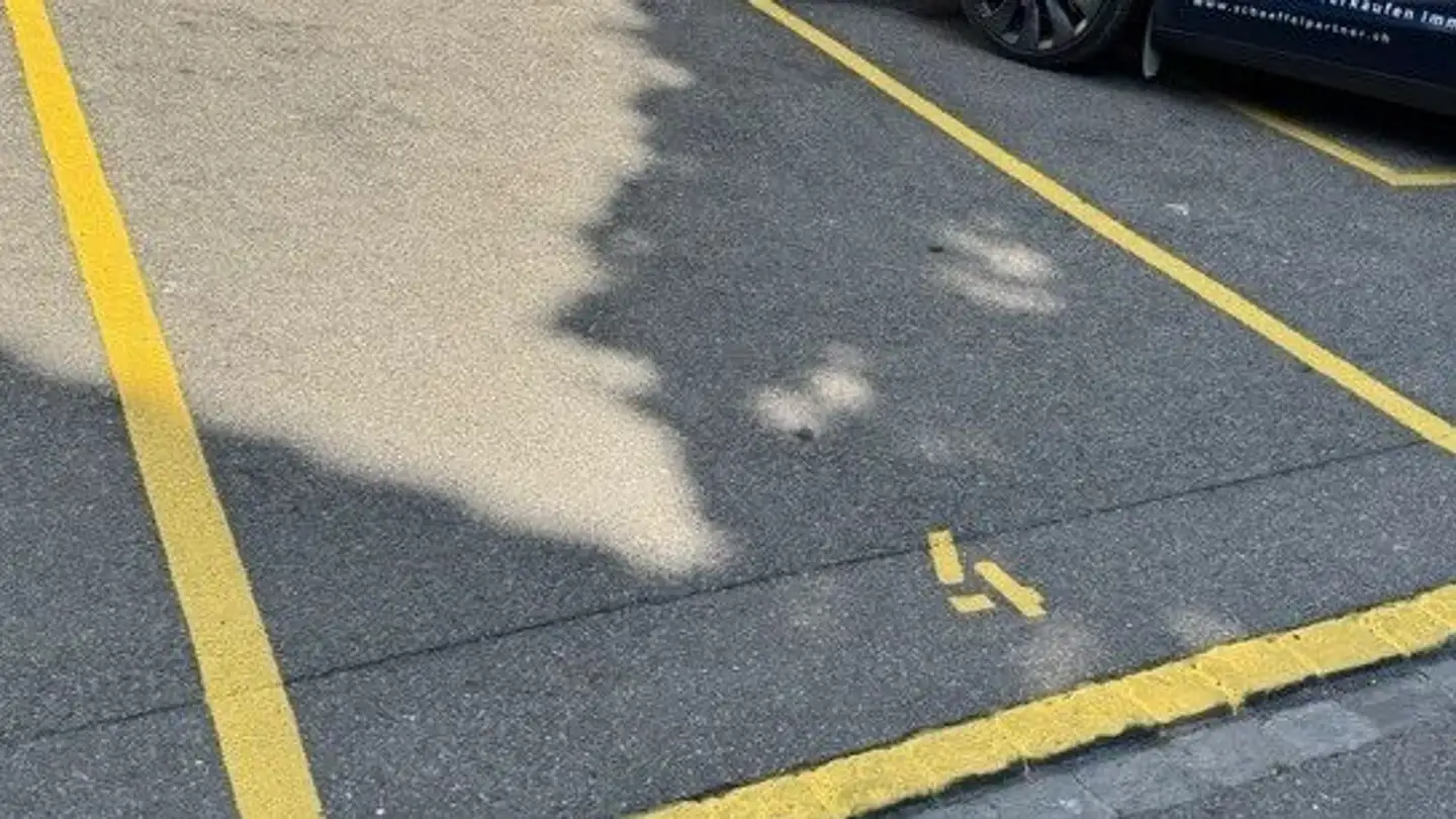 Parcheggio esterno in affitto - Albulastrasse 2, 8200 Schaffhausen