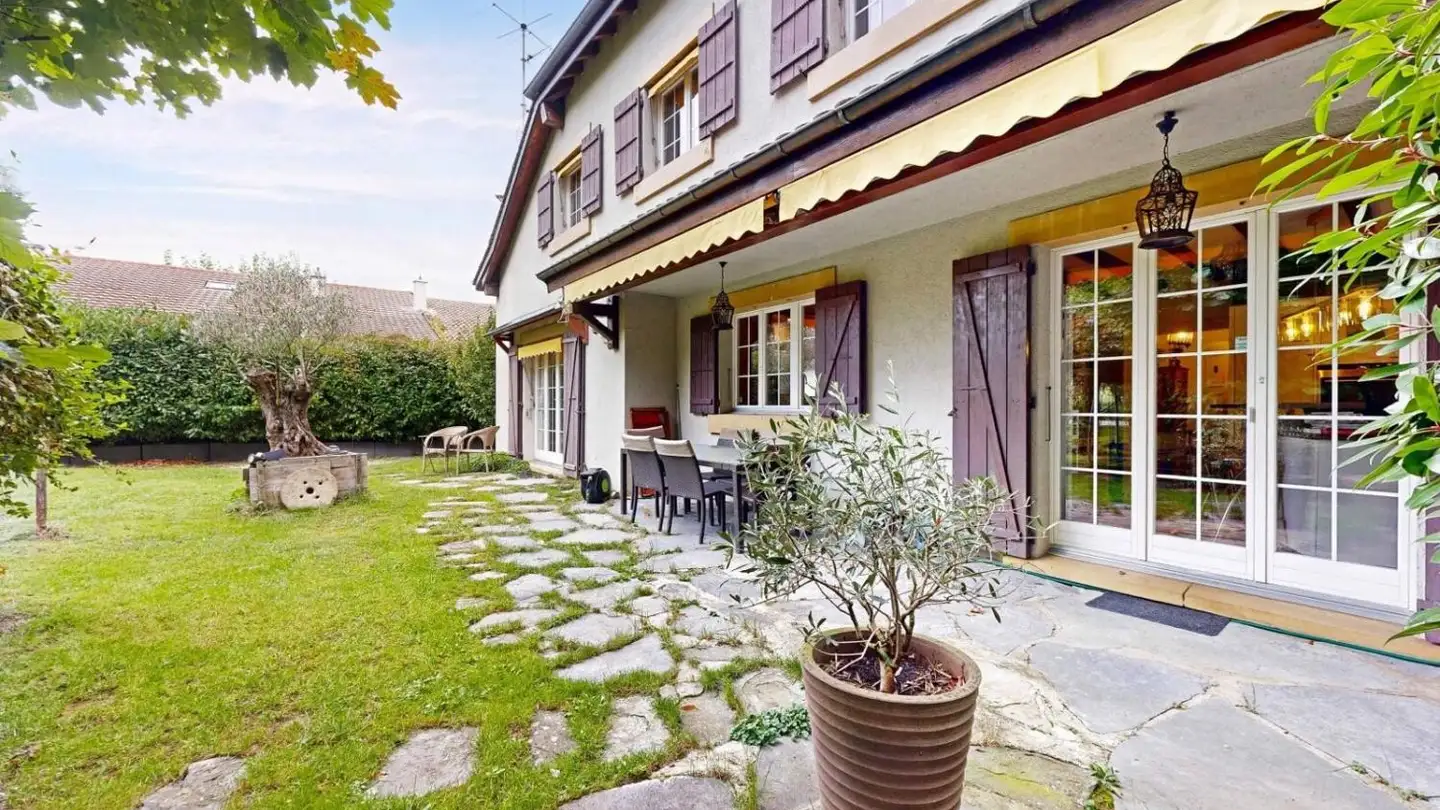 Single house for sale - 1257 La Croix-de-Rozon