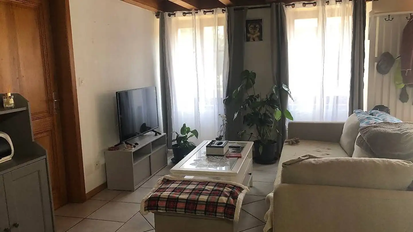 Apartment for rent - Chemin De Fochaux, 1612 Ecoteaux - Photo 4