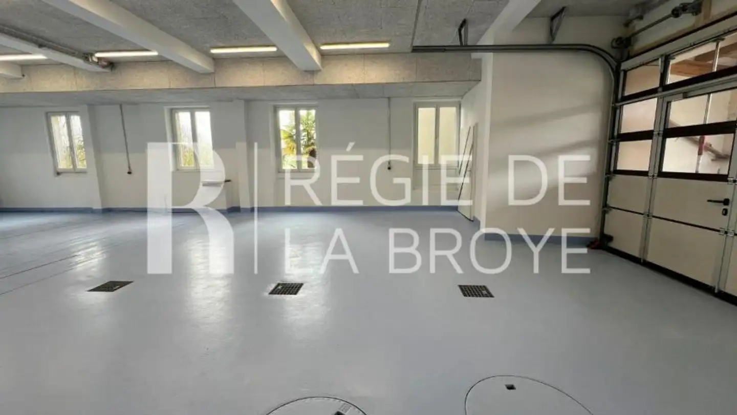 Storage space for rent - Route Des Pèles 12, 1541 Bussy FR