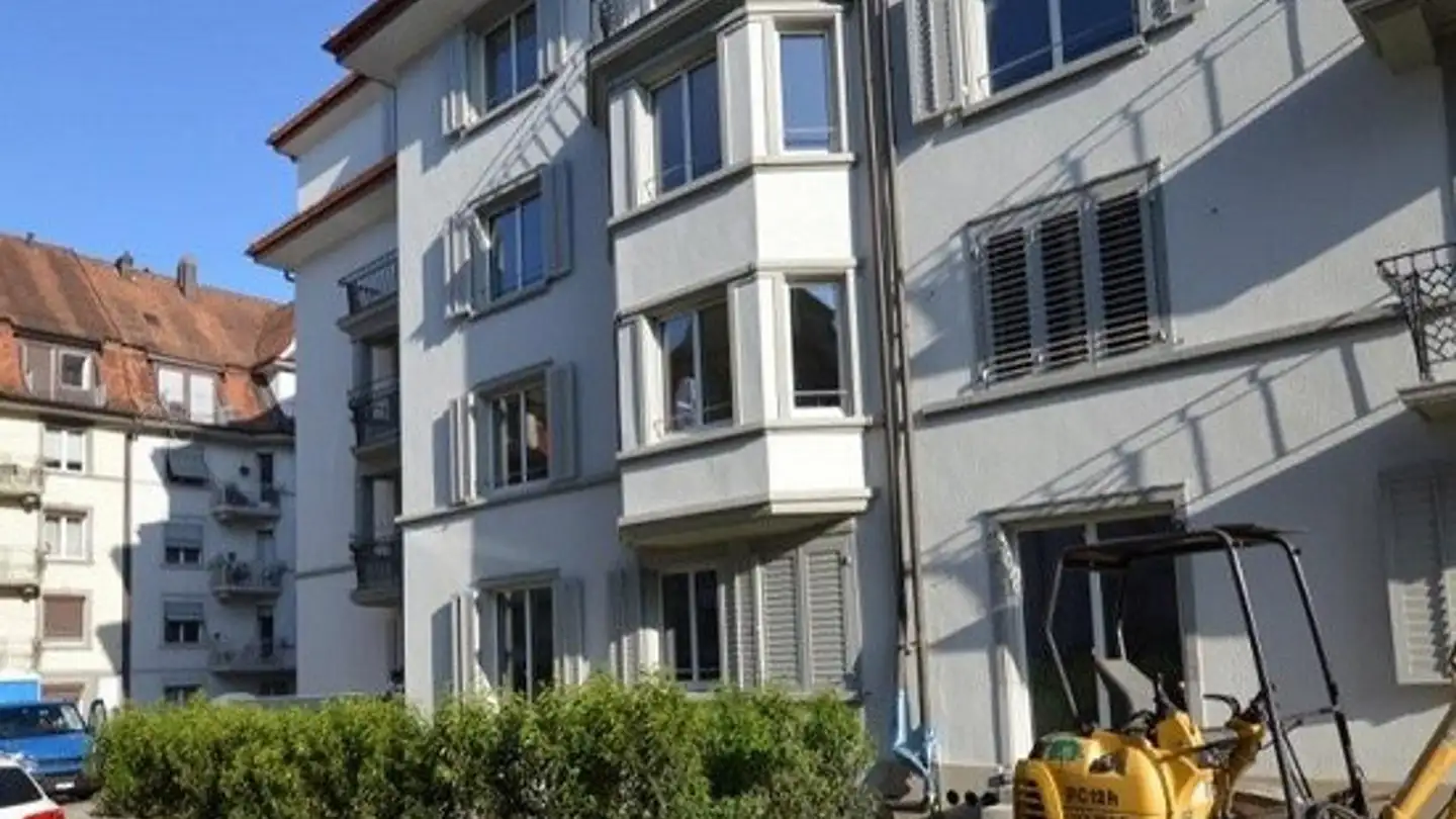 Place de parking extérieure à louer - Arbenzstrasse 14, 8008 Zürich