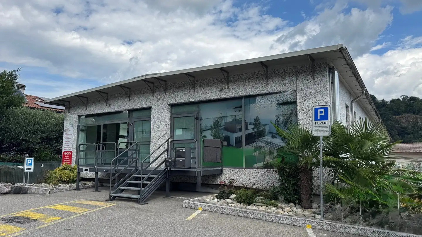 Kaufhaus kaufen - Via Cantonale, 6930 Bedano