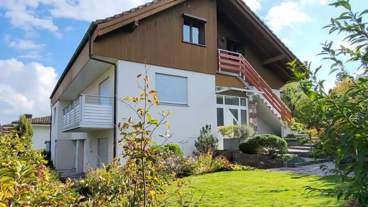 Dachgeschosswohnung mieten - Erlenstrasse 1, 8962 Bergdietikon