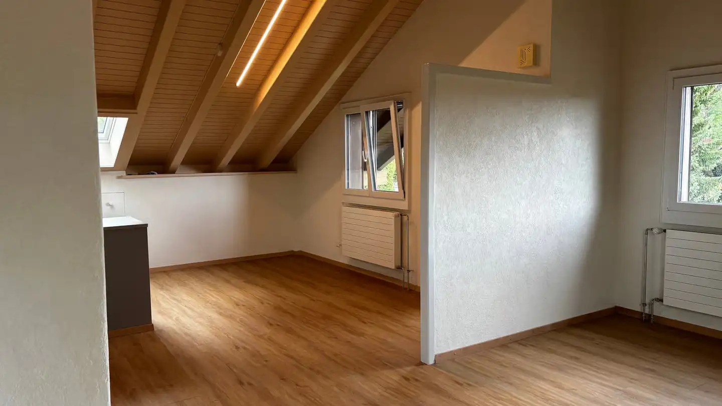 Dachgeschosswohnung mieten - Erlenstrasse 1, 8962 Bergdietikon - Foto 3